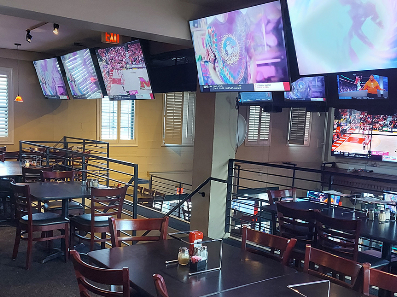 Minsky's Pizza Sports Bar HQ City Market